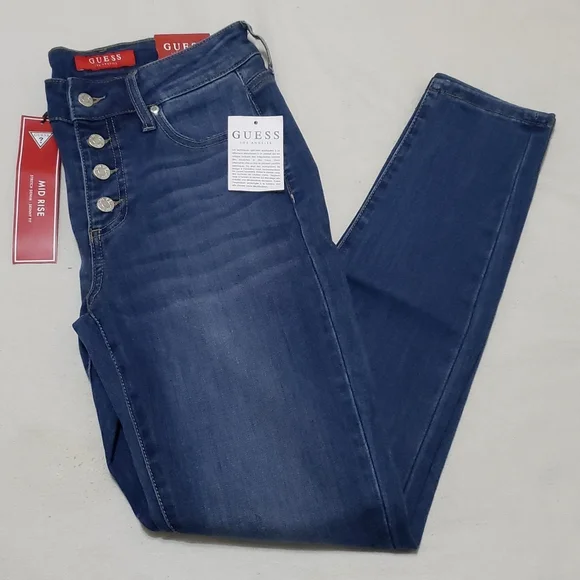 Guess Mid Rise Jeans NWT👖 - Picture 2 of 3